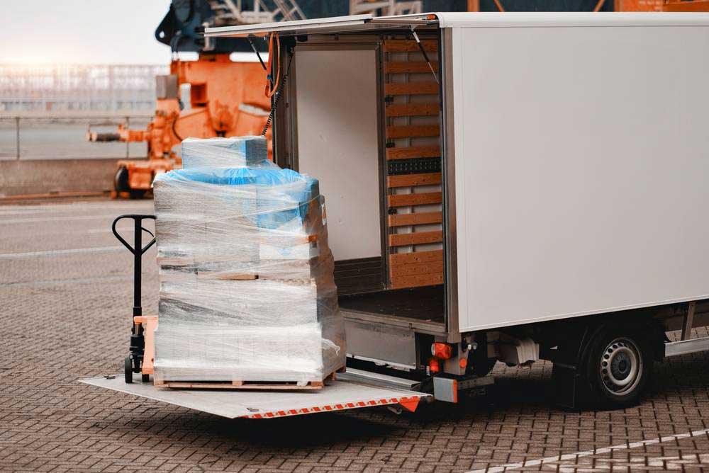 Emelőhátfalas kiszállítás